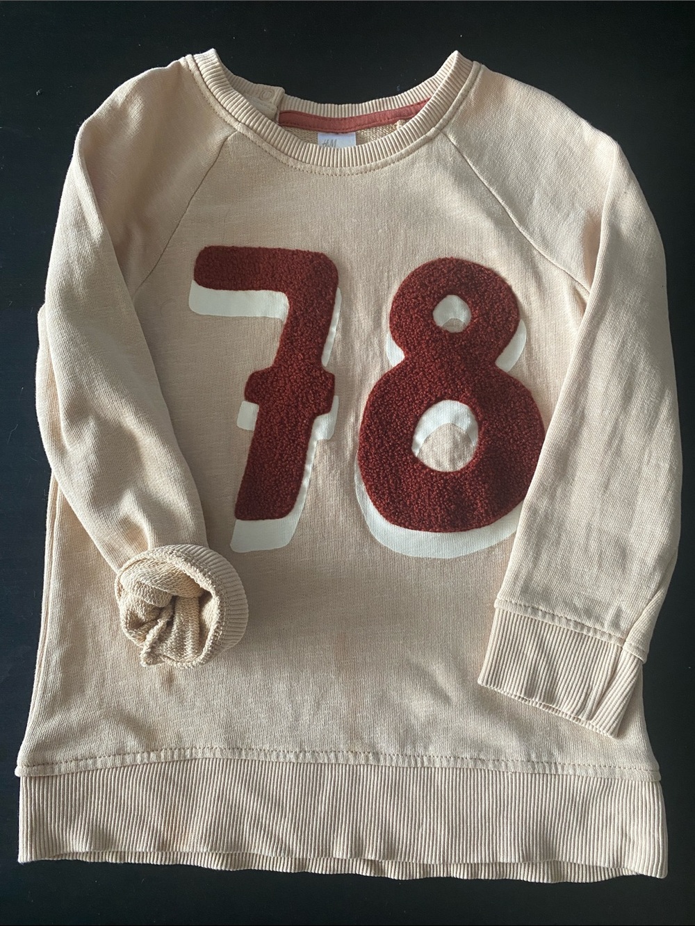 H&M Kids 100% Cotton Varsity Sweatshirt Beige Red Chenille Patch 78 2T 3T EUC - Picture 2 of 11